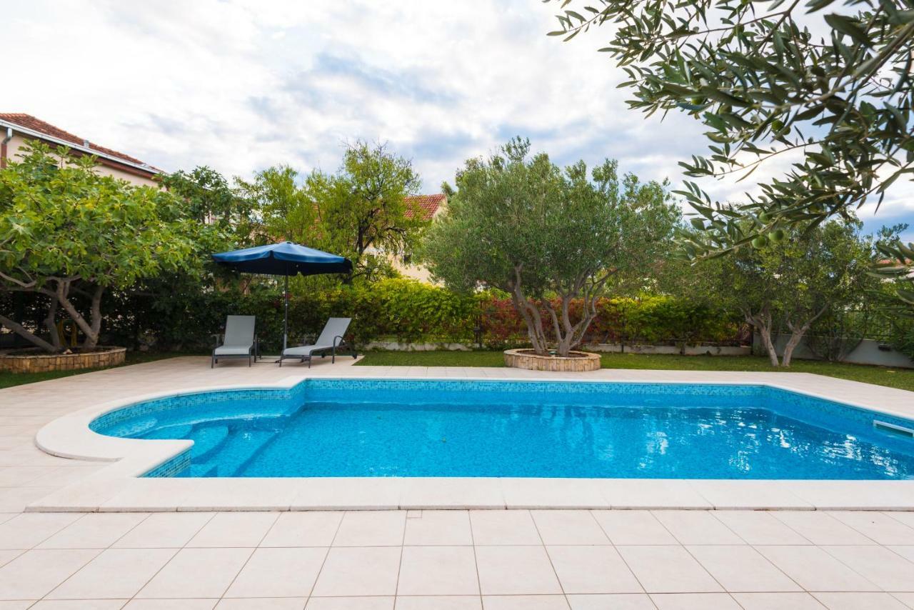 Villa Croatica Apartments Zaboric Dış mekan fotoğraf