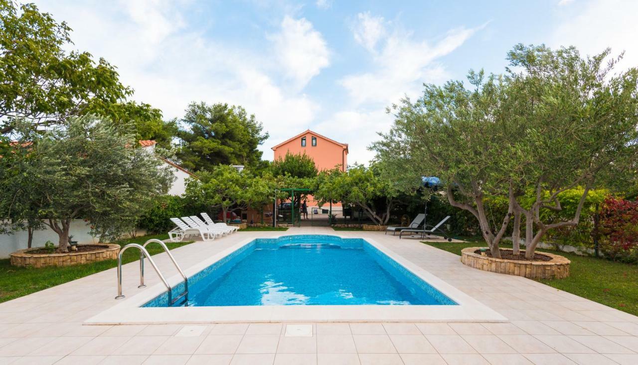 Villa Croatica Apartments Zaboric Dış mekan fotoğraf